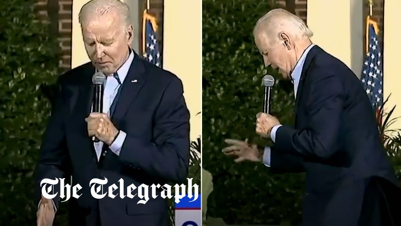 Sehen Sie: Joe Biden stolpert während einer Rede auf die Bühne
