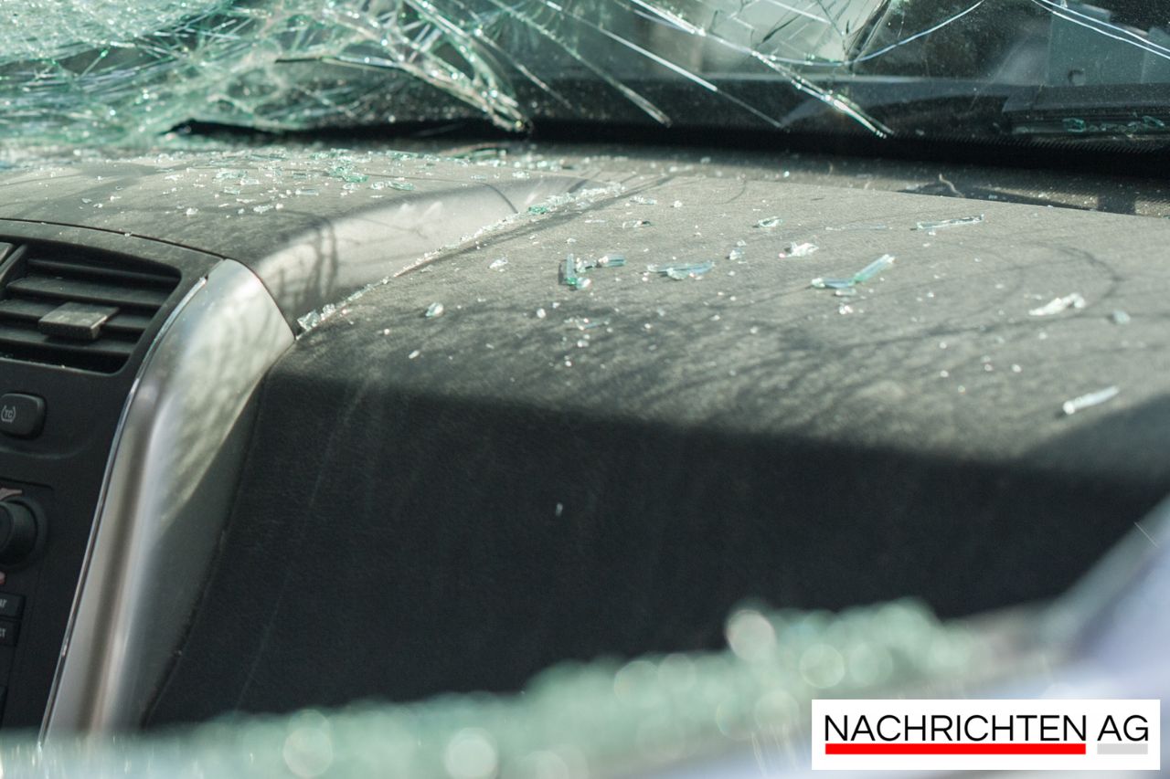 Auto aus Alt-Neckar geborgen: Wo ist der mysteriöse Fahrer?