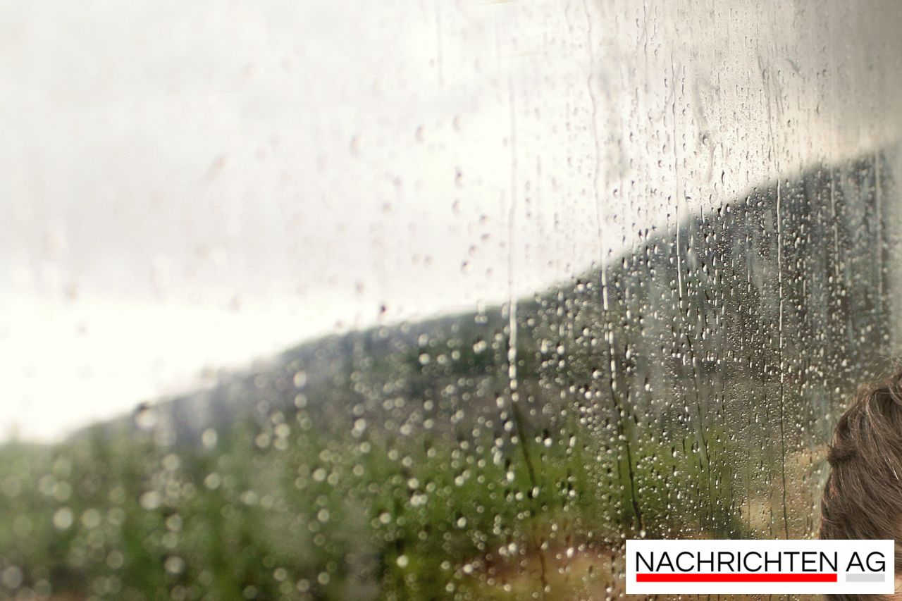 Polizeihubschrauber über Untertürkheim: Vermisstensuche nachts im Einsatz!