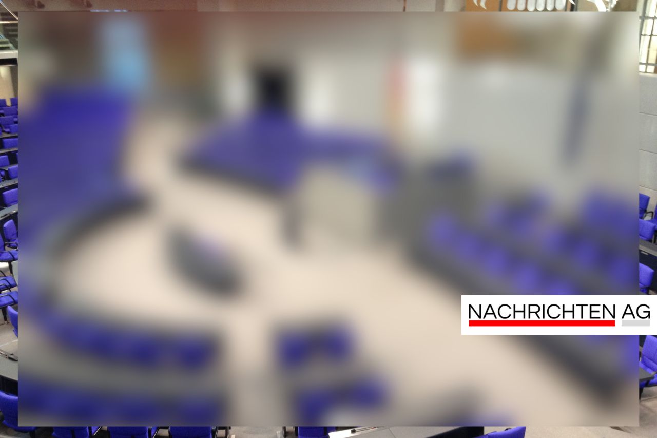 Rathäuser in Gefahr: Menschenkette für den Erhalt unserer Bürgerhäuser!