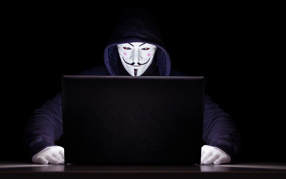Anonyme Hackergruppe erstellt ihr Token, um gegen Elon Musk und China zu kämpfen