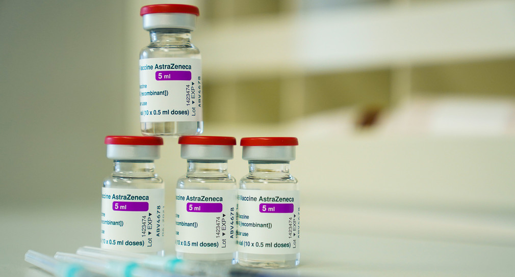 Baden-Württemberg nimmt die Impfungen mit AstraZeneca mit sofortiger Wirkung wieder auf