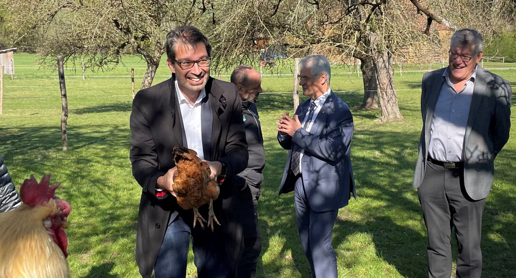 Baumann erfährt vom Freiwilligen Ökologischen Jahr