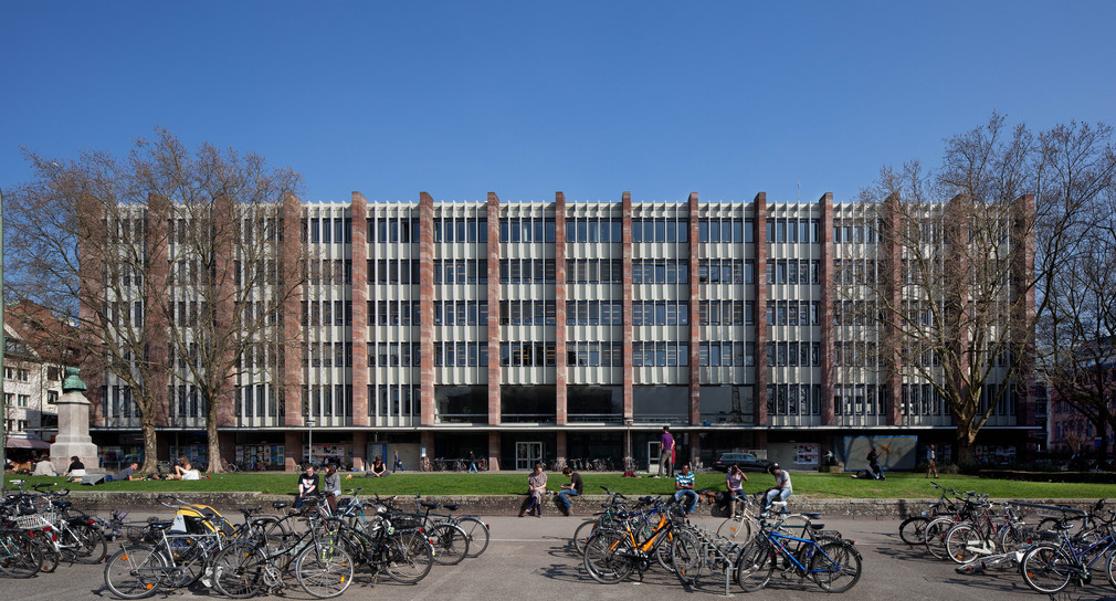 Das Hochschulgebäude II der Universität Freiburg wird weiter saniert