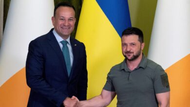 Leo Varadkar trifft Präsident Selenskyj