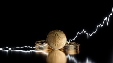 Die SEC verklagt Coinbase und Binance – ein weiterer Skandal in der Kryptobranche. Der Bitcoin-Preis bleibt unbeeindruckt.