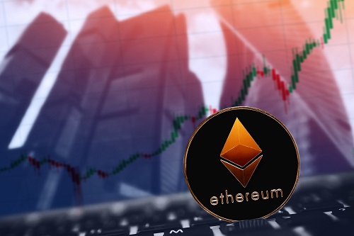 ETH überschreitet 2.000 $, da Analyst auf kleinere Altcoins hinweist