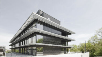 Neues Forschungszentrum an der Uni Tübingen übergeben