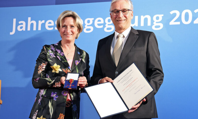 Joachim Krimmer erhält Bundesverdienstkreuz