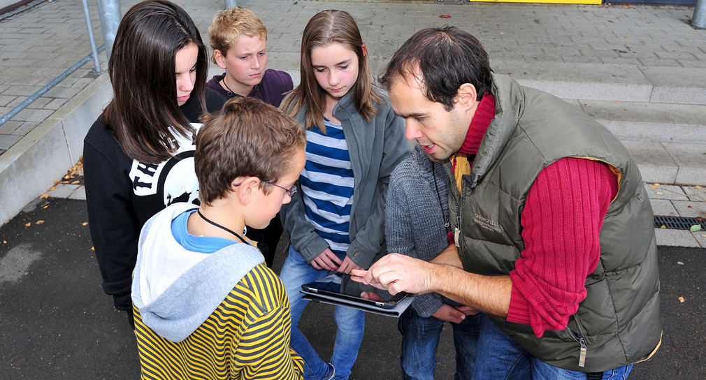 Land stärkt Schulsozialarbeit an öffentlichen Schulen