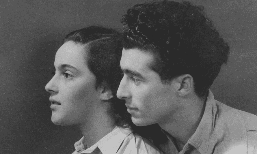 Kaatje de Wijze und Leo Emiel Kok heirateten am 13. September 1943. Er starb im Alter von 22 Jahren, Tage nach der Befreiung. Sie lebte bis 2018.