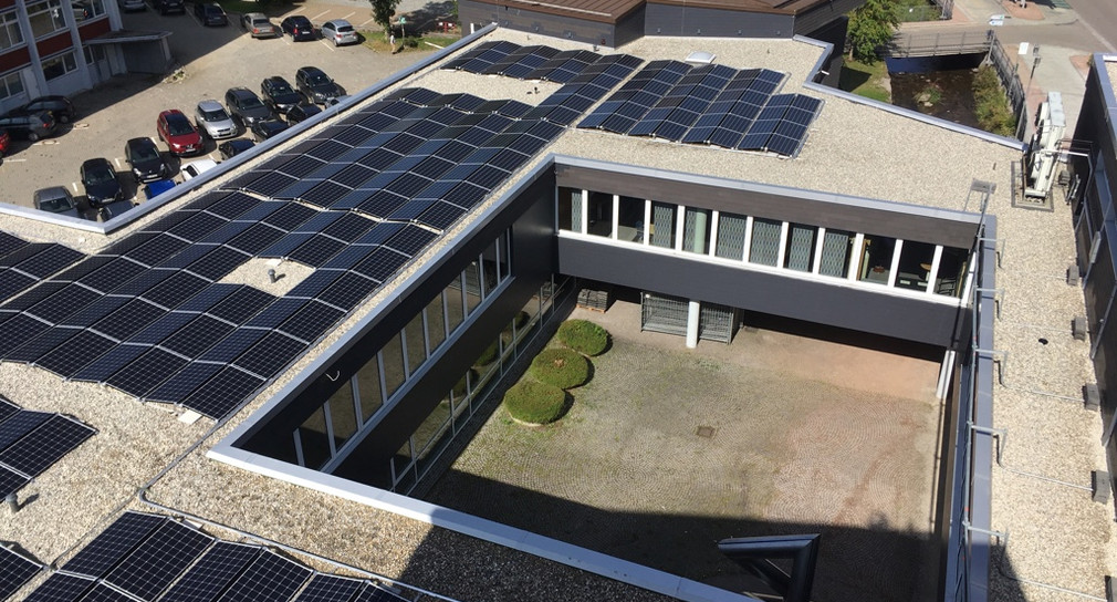 Neue Wärmeversorgung und Photovoltaik für die Universität Furtwangen