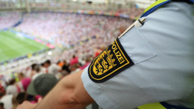 Polizei sorgt für Sicherheit beim Deutschlandspiel in Stuttgart