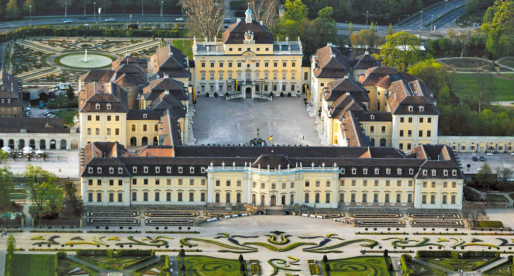 Sitzmann besucht Schlösser in Ludwigsburg