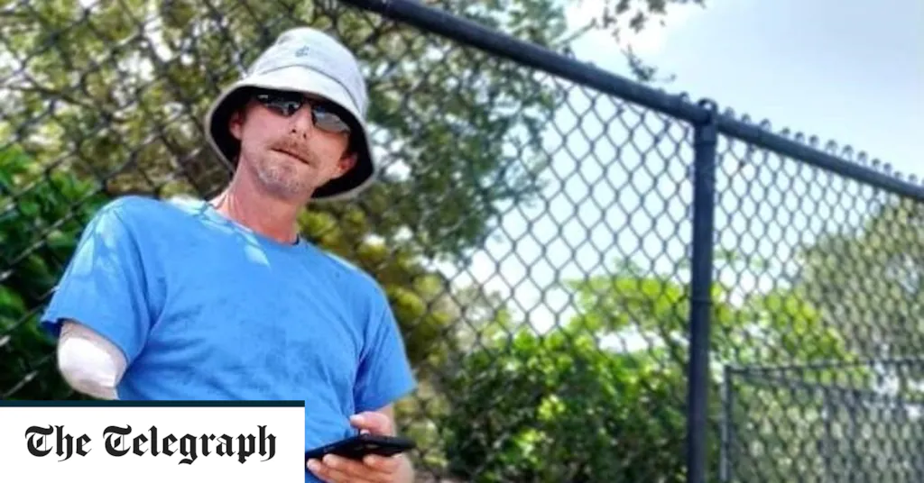Ein Mann überlebt vier Tage im Sumpf von Florida, nachdem ihm ein Alligator den Arm abgebissen hat