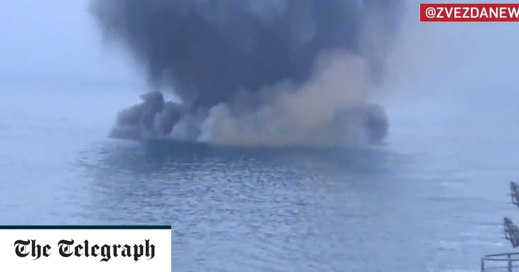 Anschauen: Russland sprengt ukrainisches Drohnenboot bei mutmaßlichem Sabotageangriff