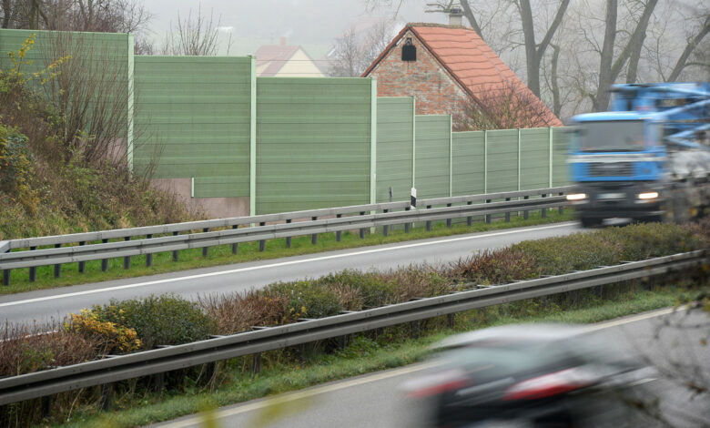 Testbetrieb mobiler Toiletten an der B 29 im Rems-Murr-Kreis