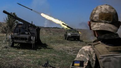 Ukrainische Territorialverteidigungseinheit feuert am 19.08.23 Raketen auf russische Stellungen in der Region Saporischschja ab