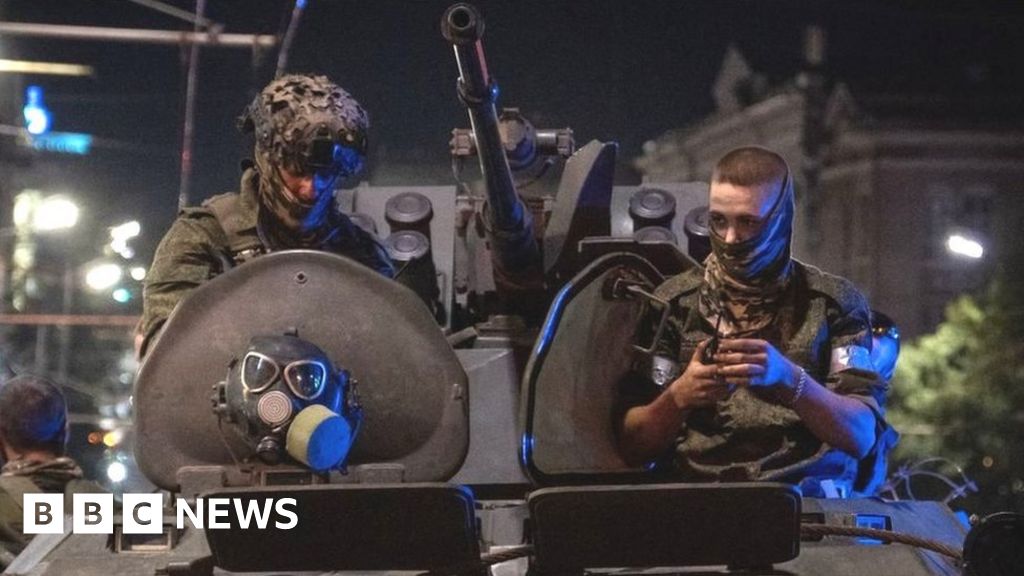 Wagner mercenaries in Rostov-on-Don on Saturday